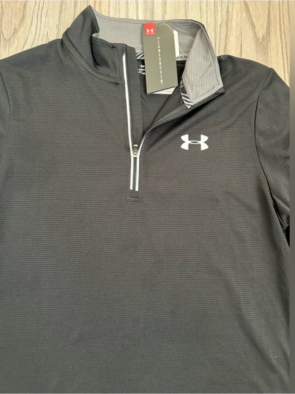 🌸 Under Armour Black Men's 1/4 Zip Performance Jacket - Picture 2 of 11